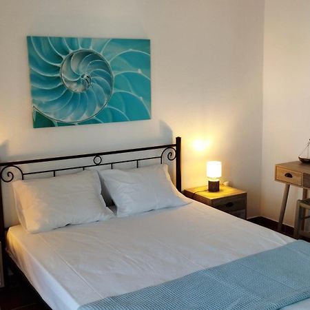 Appartement Light Blue à Makrýgialos Extérieur photo
